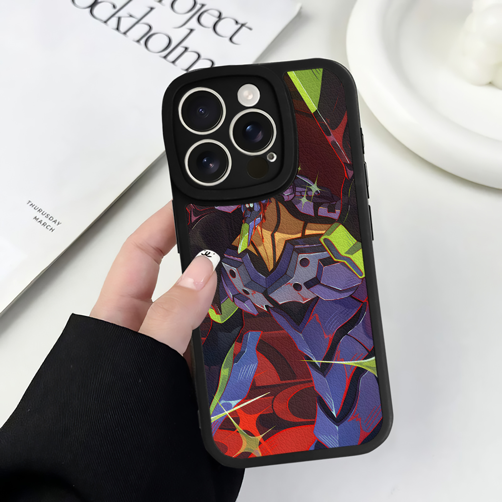 （画像用） EVA 新世紀エヴァンゲリオン 【iPhone 16シリーズ対応】シリコンスマホケース（レザー調） 材質：シリコン